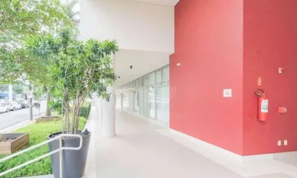 Salão Comercial com 468m2 no piso térreo para Alugar no Edifício Montpellier bairro Jardim Guanabara.