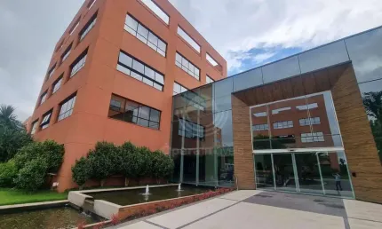 Sala de 196m2 em Condomínio Empresarial para Vender no bairro Alphaville em Campinas.