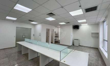 Sala Comercial de 170m2 para Alugar no Saint Etienne no bairro Jardim Guanabara em Campinas. Localização Privilegiada