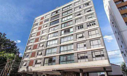 Apartamento à Venda no condomínio Xingu no bairro Cambuí em Campinas.