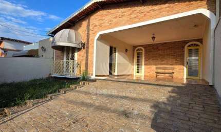 Casa com 4 dormitórios (1 Suíte) à venda, 238 m² útil por R$750.000,00 - Taquaral - Campinas/SP