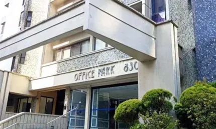 Sala Comercial para alugar no bairro Cambui em Campinas.