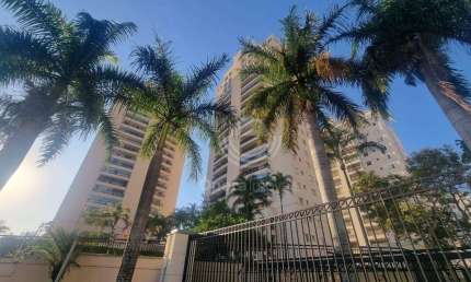 Apartamento alto padrão para alugar no bairro Vila Brandina em Campinas.