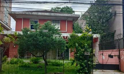 BOQUEIRÃO SANTOS SOBRADO 3 DORMITÓRIOS 5 VAGAS GARAGEM EDÍCULA