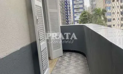 BOQUEIRÃO SANTOS 2 DORMITÓRIOS 1 SUÍTE PRÉDIO FRENTE À PRAIA
