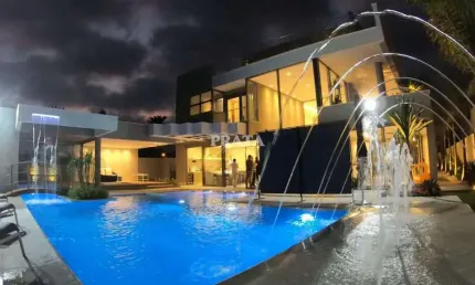 RIVIERA DE S LOURENÇO CASA 7 SUÍTES 8 VG DE GARAGEM ALTO PADRÃO