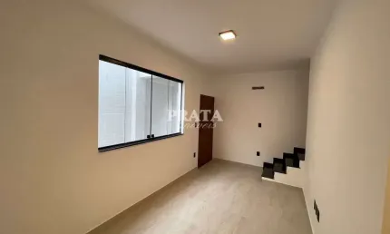 MARAPÉ SANTOS SOBREPOSTA BAIXA 3 DORMITÓRIOS 1 SUÍTE 2 VAGAS