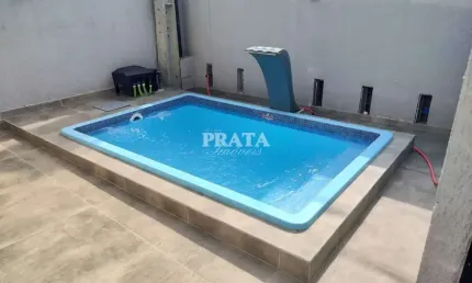 MACUCO SANTOS CASAS NOVAS EM VILLAGIO 2 SUÍTES 1 VAGA GARAGEM