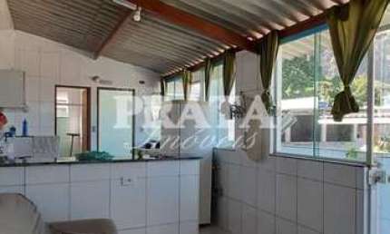 Casa com 3 quartos para alugar na Caminho São Jorge, 839, Caneleira, Santos