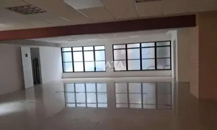 Casa comercial para alugar na Rua Quinze de Novembro, 65, Centro, Santos