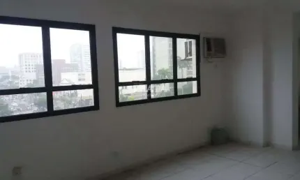 Gonzaga santos elevador sala comercial 45m² 2 banheiros 1 vaga