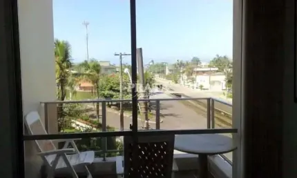 ENSEADA GUARUJÁ APARTAMENTO BEM CONSERVADO VISTA LIVRE