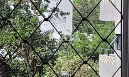 VILA JULIA CIDADE GUARUJÁ APARTAMENTO BEM CONSERVADO