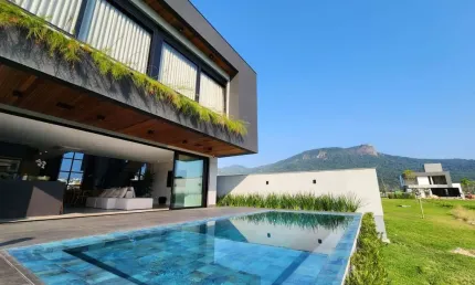 Casa com 3 quartos à venda em Pedra Branca, Palhoça 