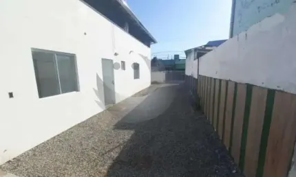Casa com 3 quartos para alugar no Pachecos, Palhoça 