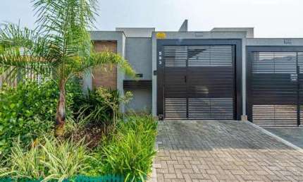 Casa com 3 dormitórios à venda, 180 m² por R$ 1.280.000,00 - Pineville - Pinhais/PR