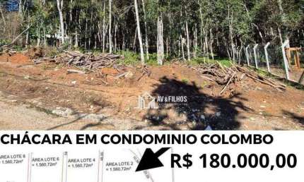 Chácara em Condomínio   1.560,72 m²  à venda por  R$ 180.000,00.