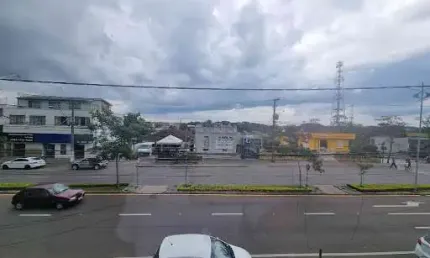 Sala comercial para alugar na Avenida Getúlio Vargas, 413, Centro, Piraquara