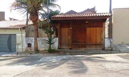 Casa com 4 quartos à venda na Vila Municipal II, Guaratinguetá , 149 m2 por R$ 280.000