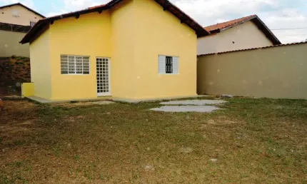Casa com 3 quartos à venda no Residencial COOPEMI I, Guaratinguetá , 70 m2 por R$ 400.000