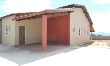Casa com 2 quartos à venda no Residencial COOPEMI I, Guaratinguetá , 80 m2 por R$ 550.000