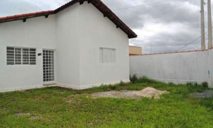 Casa com 3 quartos à venda no Residencial COOPEMI I, Guaratinguetá  por R$ 425.000