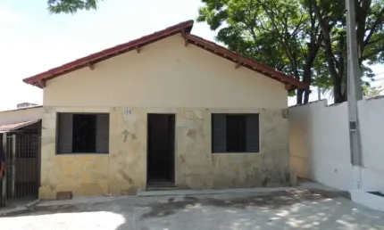 Casa com 4 quartos à venda na Vila Eliana Maria, Guaratinguetá , 200 m2 por R$ 370.000