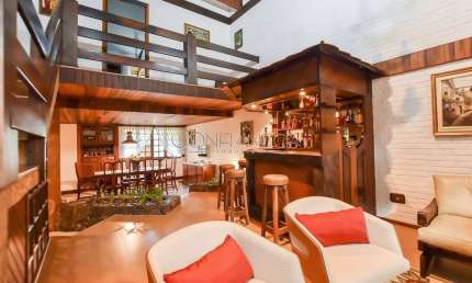 Casa com 5 quartos à venda na Rua Vereador Washington Mansur, Ahú, Curitiba, 480 m2 por R$ 1.970.000