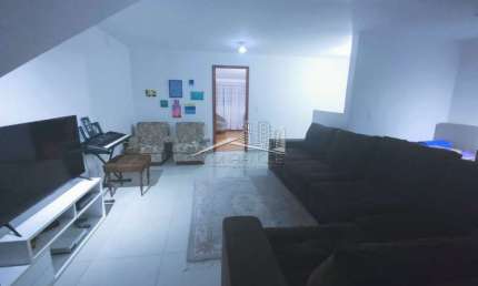 Casa com 4 quartos à venda na Rua Ariosvaldo Moreira, Cajuru, Curitiba por R$ 810.000
