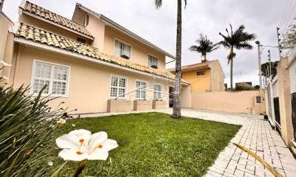 Casa com 3 quartos à venda na Rua Reinaldo Thá, Cajuru, Curitiba, 177 m2 por R$ 1.500.000