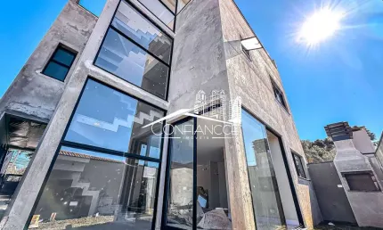 Casa em condomínio fechado com 3 quartos à venda na Rua Rosa Trevisan, Santa Felicidade, Curitiba, 189 m2 por R$ 1.421.990