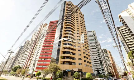 Apartamento com 4 quartos à venda na Avenida Visconde de Guarapuava, 5087, Batel, Curitiba, 302 m2 por R$ 3.890.000