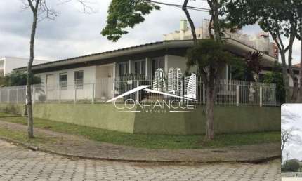 Casa comercial à venda na Rua Camões, Cristo Rei, Curitiba, 384 m2 por R$ 2.900.000