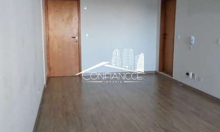 Sala comercial para alugar na Avenida Silva Jardim, 2042, Água Verde, Curitiba, 60 m2 por R$ 2.500