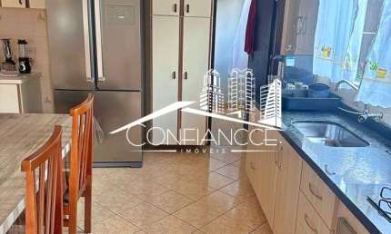 Casa com 3 quartos à venda na Rua Professor Fábio de Souza, Santa Quitéria, Curitiba, 230 m2 por R$ 1.350.000