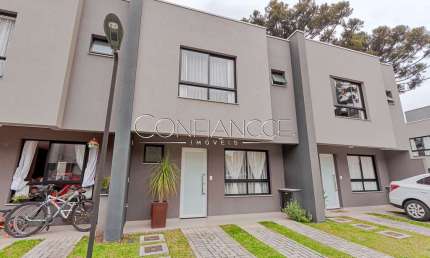 Casa com 3 quartos à venda na Rua Theodoro Makiolka, 2875, Santa Cândida, Curitiba, 104 m2 por R$ 794.900
