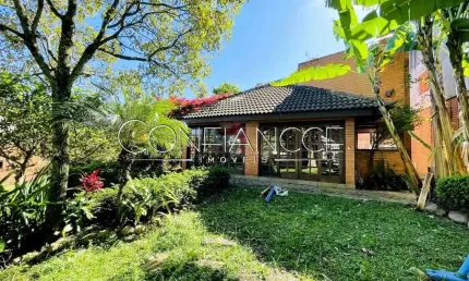 Casa com 4 quartos à venda na Rua Solimões, 200, São Francisco, Curitiba, 471 m2 por R$ 3.600.000
