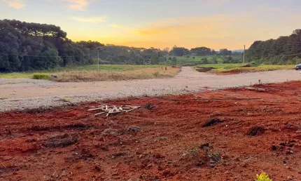 Terreno em condomínio fechado à venda na Rua Gaspar Anthenor Zeni, 415, Águas Claras, Piraquara, 2065 m2 por R$ 375.000