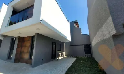 Sobrado com 3 dormitórios à venda - Uberaba - Curitiba/PR