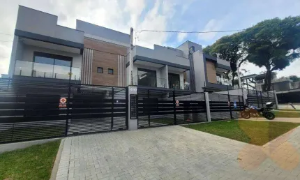 Sobrado com 3 dormitórios à venda, 165 m² por R$ 1.290.000,00 - Água Verde - Curitiba/PR