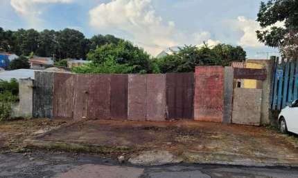 Terreno em condomínio fechado à venda na Rua Inácio José de Alvarenga Peixoto, Xaxim, Curitiba