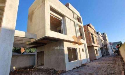 Sobrado com 3 dormitórios à venda, 155 m² por R$ 799.000,00 - Boqueirão - Curitiba/PR