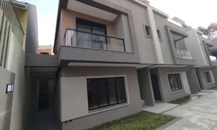 Casa com 3 quartos à venda na Rua Amazonas, 247, Água Verde, Curitiba