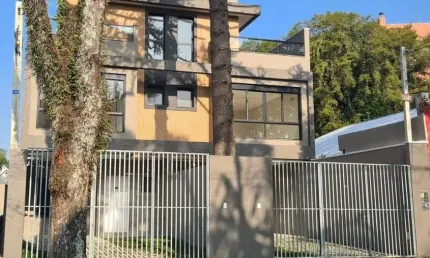 Casa com 3 quartos à venda na Rua Amazonas, 247, Água Verde, Curitiba