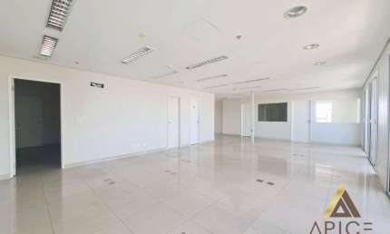 ESPETACULAR CONJUNTO COMERCIAL PARA VENDA OU LOCAÇÃO com 310m² ÚTEIS - RECEPÇÃO - 07 SALAS - 05 BANHEIROS - COZINHA - 06 VAGAS - BOQUEIRÃO/VILA RICA