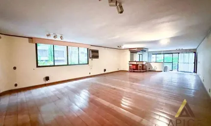 MARAVILHOSO APTO. 'MANSÃO' PARA REFORMA com 490m² ÚTEIS - 03 SALAS - 04 SUÍTES - 08 W.C - 02 DEPENDÊNCIAS DE SERVIÇO - 05 VAGAS PARALELAS - CANAL 3