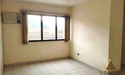 EXCELENTE CONJUNTO COMERCIAL À UMA QUADRA DA AVENIDA ANA COSTA com 40m² ÚTEIS - 02 SALAS - W.C - COPA -  01 VAGA por R$2.500 (Mês/PACOTE) - SANTOS