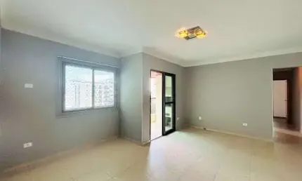 APARTAMENTO PADRÃO com 95m² ÚTEIS - 02 SUÍTES + DEP. REVERTIDA - VARANDA /CHURRASQUEIRA - 04 W.C - 02 VAGAS - LAZER COMPLETO por R$ 899 MIL - POMPÉIA