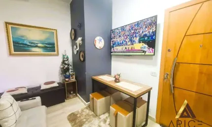 LINDO APTO. REFORMADO com 35m² ÚTEIS - 01 DORMITÓRIO - 01 VAGA - 40 METROS DA PRAIA por R$ 309 MIL - PONTA DA PRAIA