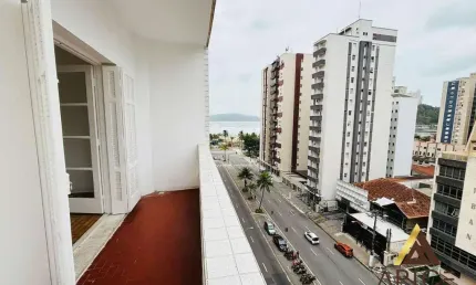 Excelente apartamento com vista mar - 78m² úteis - 02 dorms - varanda - 02 wc - dependência  de serviço por r$ 279 mil - itararé/s.v